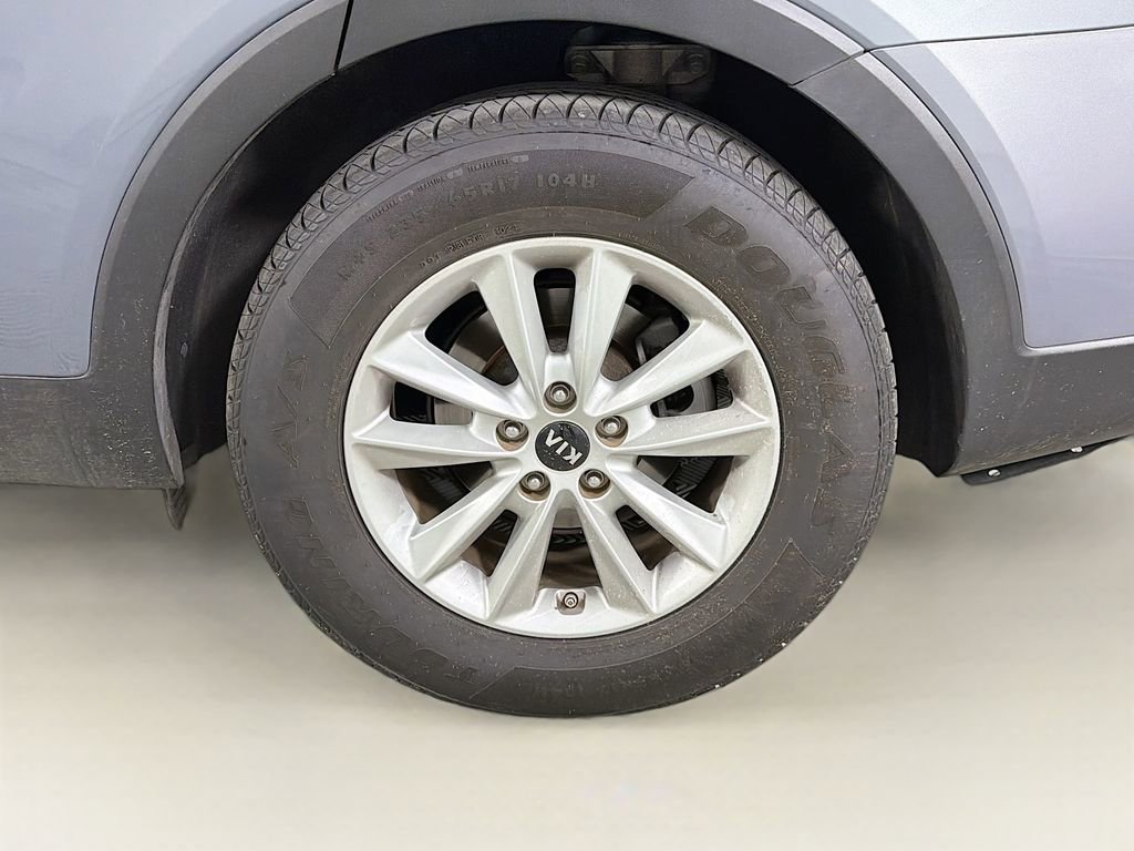 Used 2020 Kia Sorento LX image 31