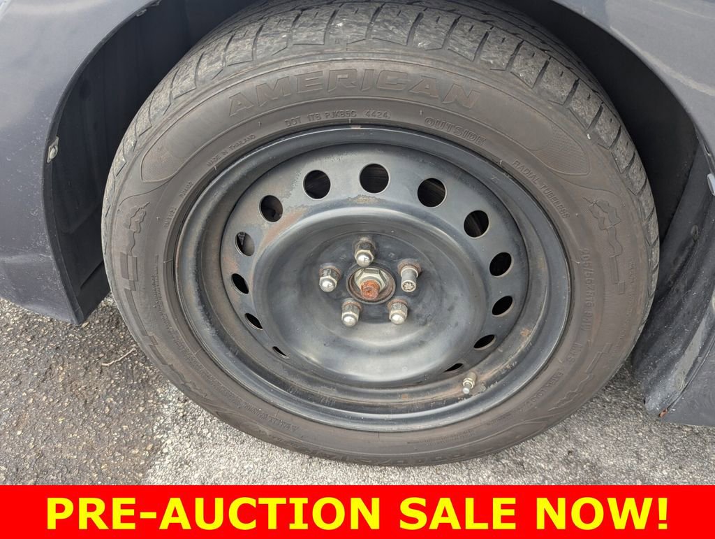 Used 2014 Toyota Corolla LE FWD image 22