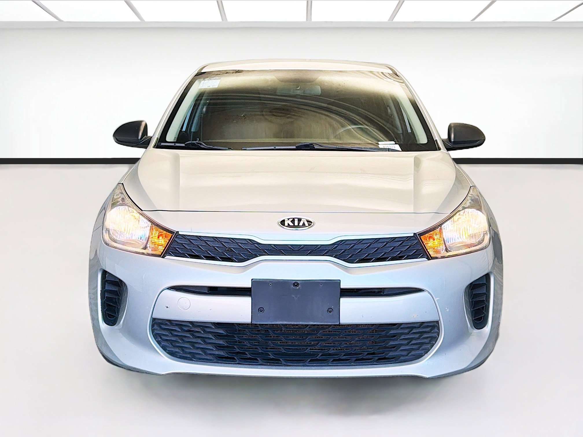 Used 2018 Kia Rio LX image 2