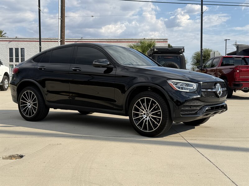 Used 2022 Mercedes-Benz GLC 300 4MATIC Coupe w/ AMG Line image 7