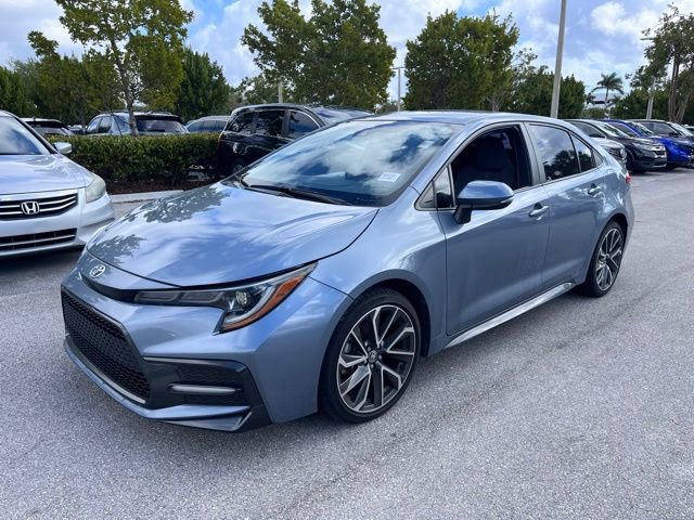 Used 2022 Toyota Corolla SE image 2