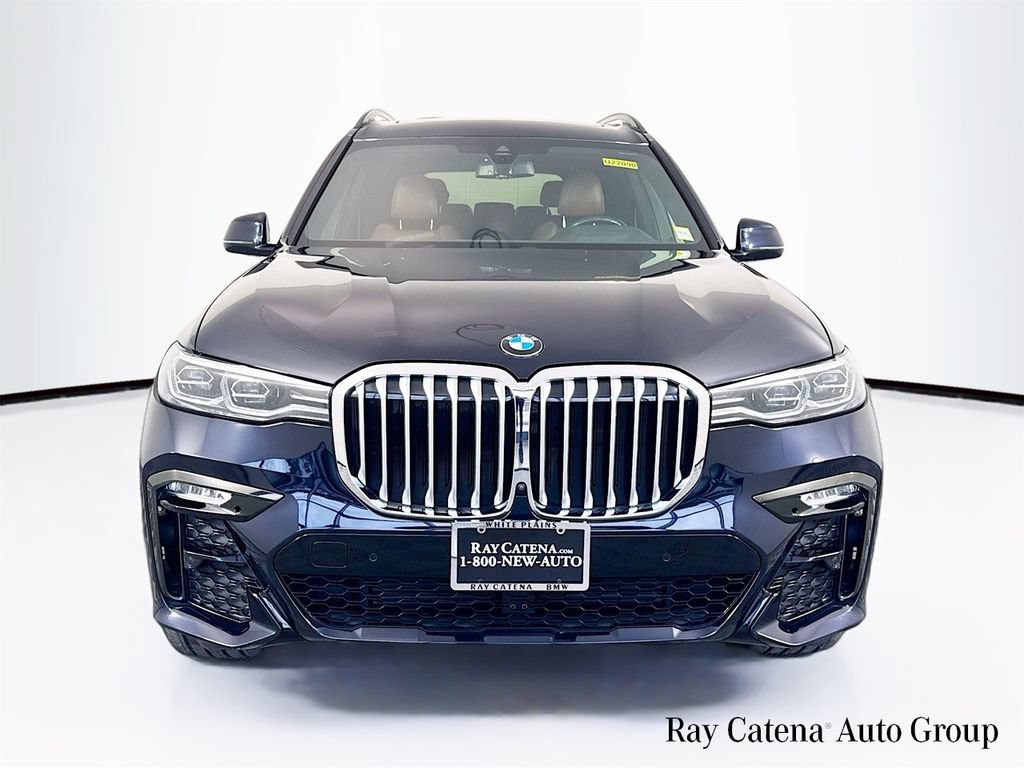 Used 2021 BMW X7 xDrive40i w/ M Sport Package AWD/4WD image 2