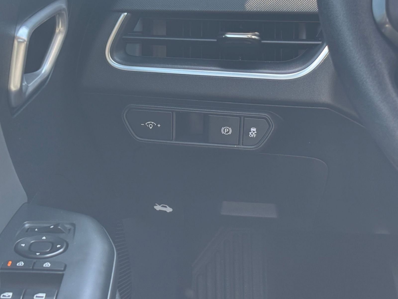 Used 2025 Kia K4 FWD image 31