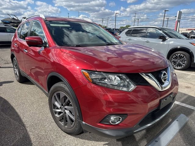Used 2016 Nissan Rogue SL w/ SL Premium Package