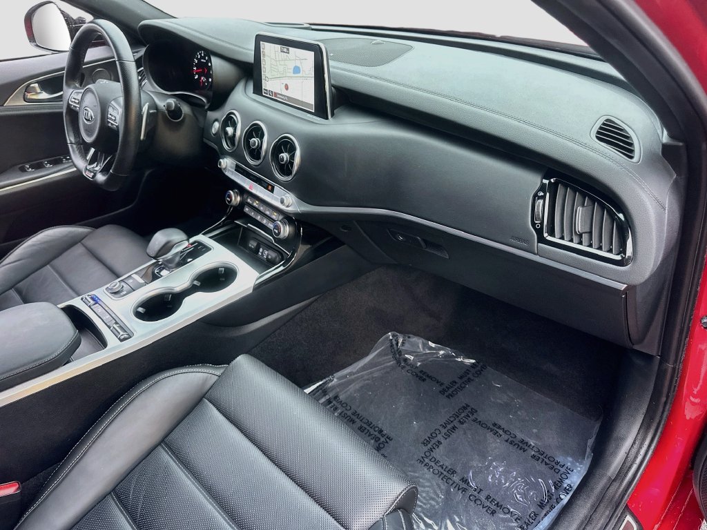 Used 2018 Kia Stinger GT2 RWD image 30