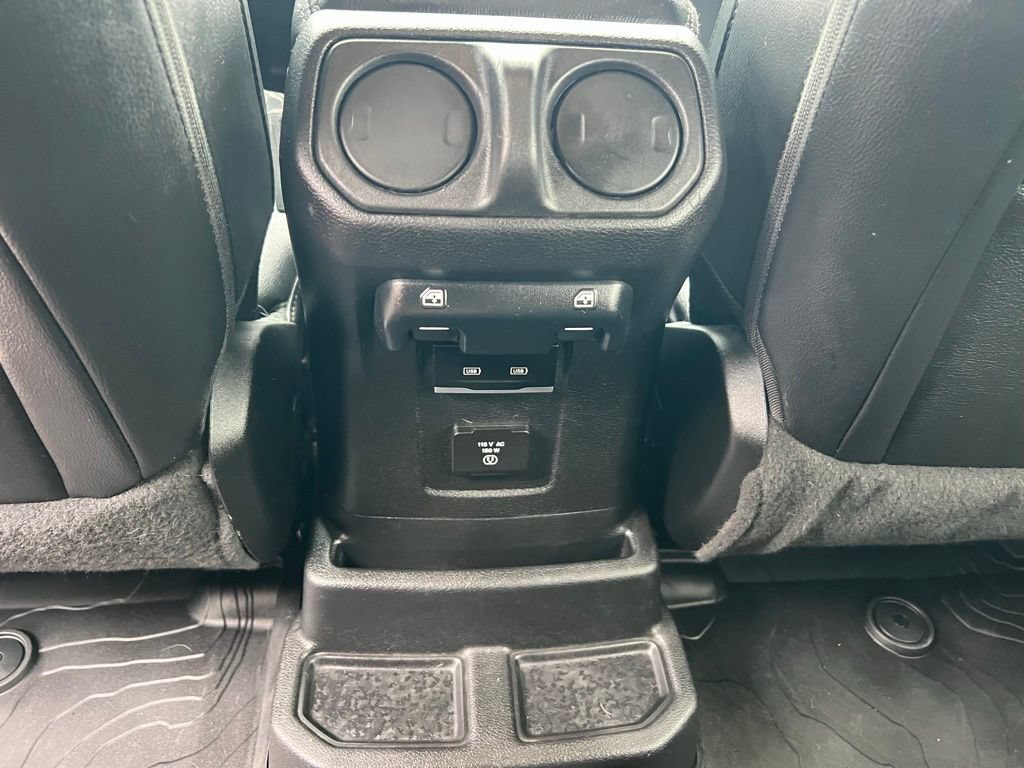 Used 2021 Jeep Wrangler Unlimited Sahara AWD/4WD image 21