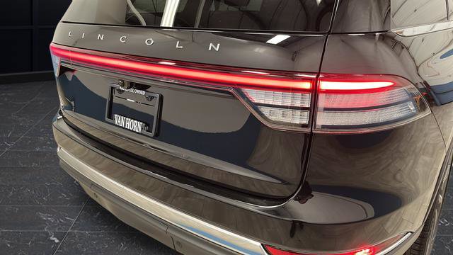 Used 2025 Lincoln Aviator Reserve w/ Equipment Group 201A AWD/4WD image 41
