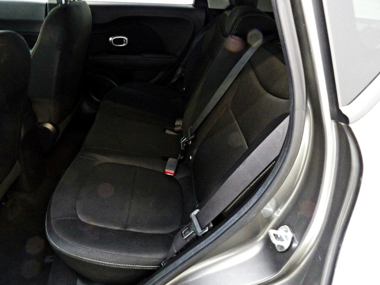 Used 2017 Kia Soul Base 4dr Crossover 6A image 10