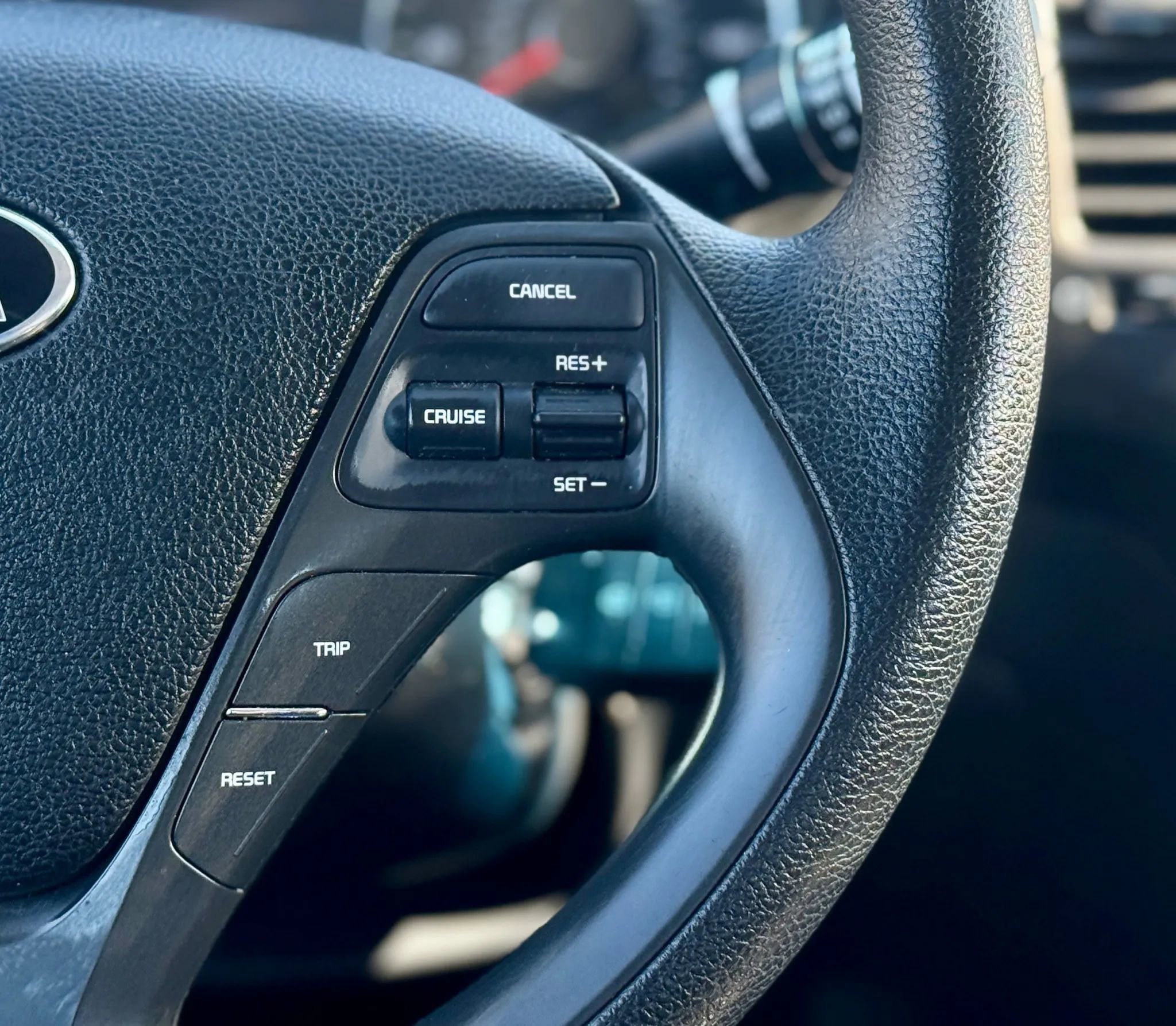 Used 2018 Kia Forte LX image 16