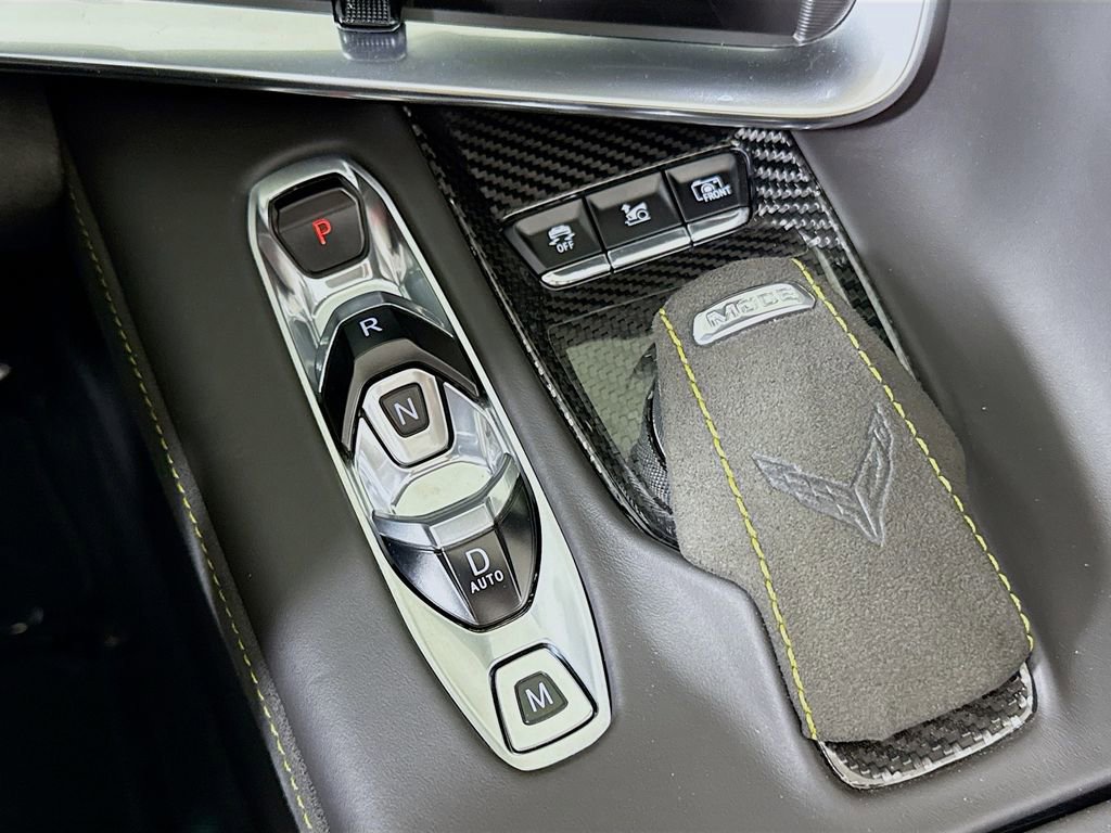 Used 2021 Chevrolet Corvette Stingray Premium Conv w/ Z51 Performance Package image 17