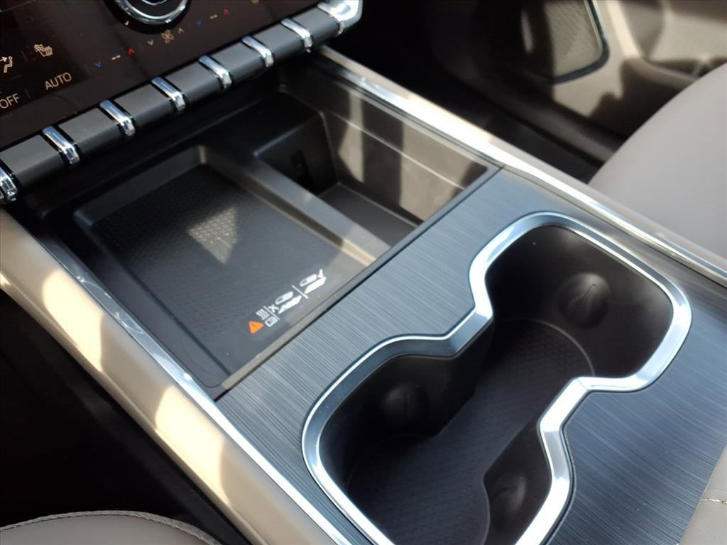 New 2026 GMC Acadia Elevation image 17