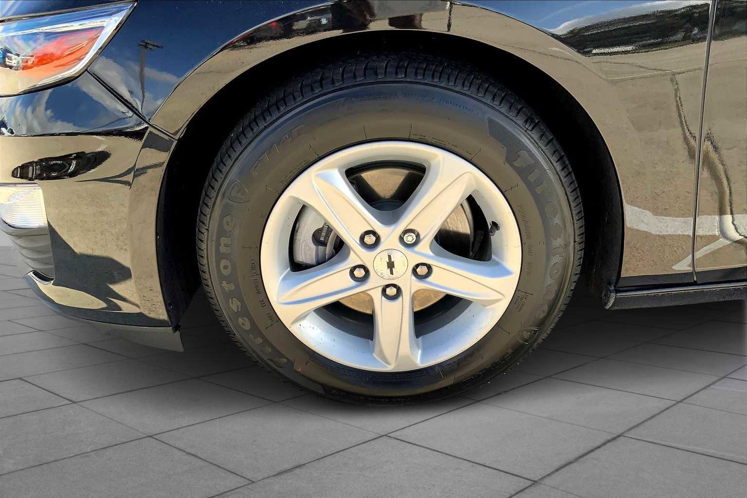 Certified 2023 Chevrolet Malibu LS image 10