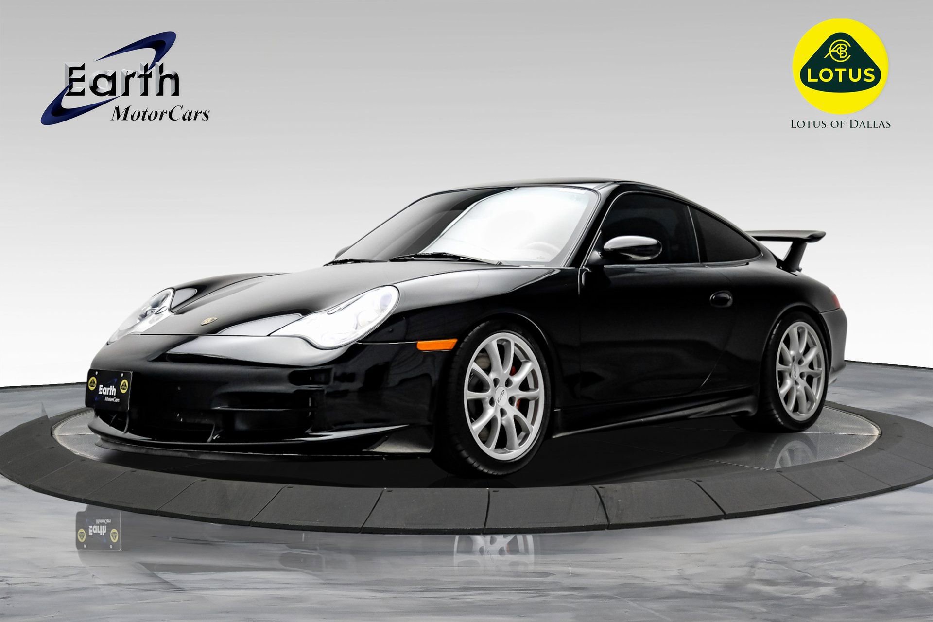 Used 2004 Porsche 911 GT3 RWD image 1