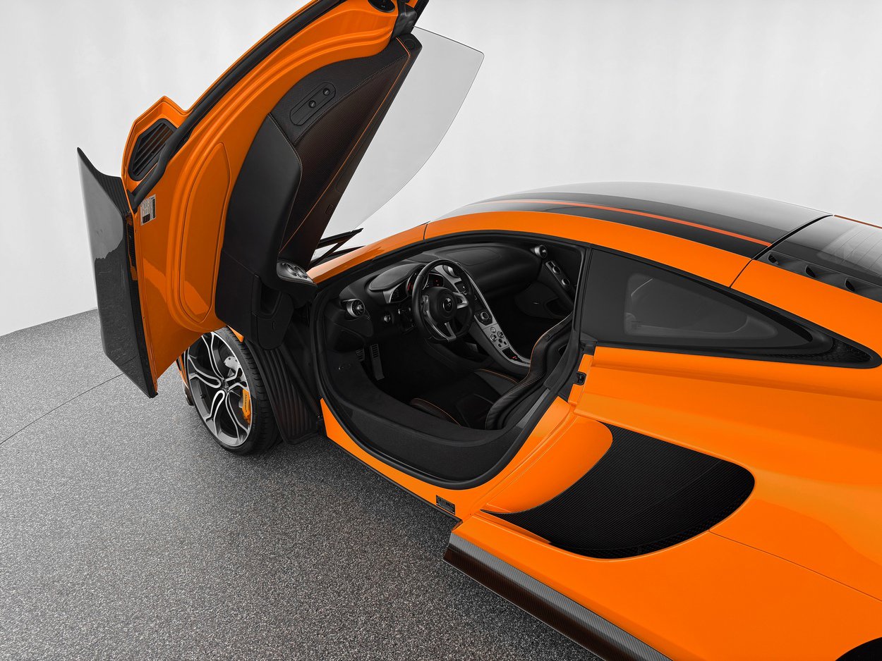 Used 2013 McLaren MP4-12C Coupe image 11