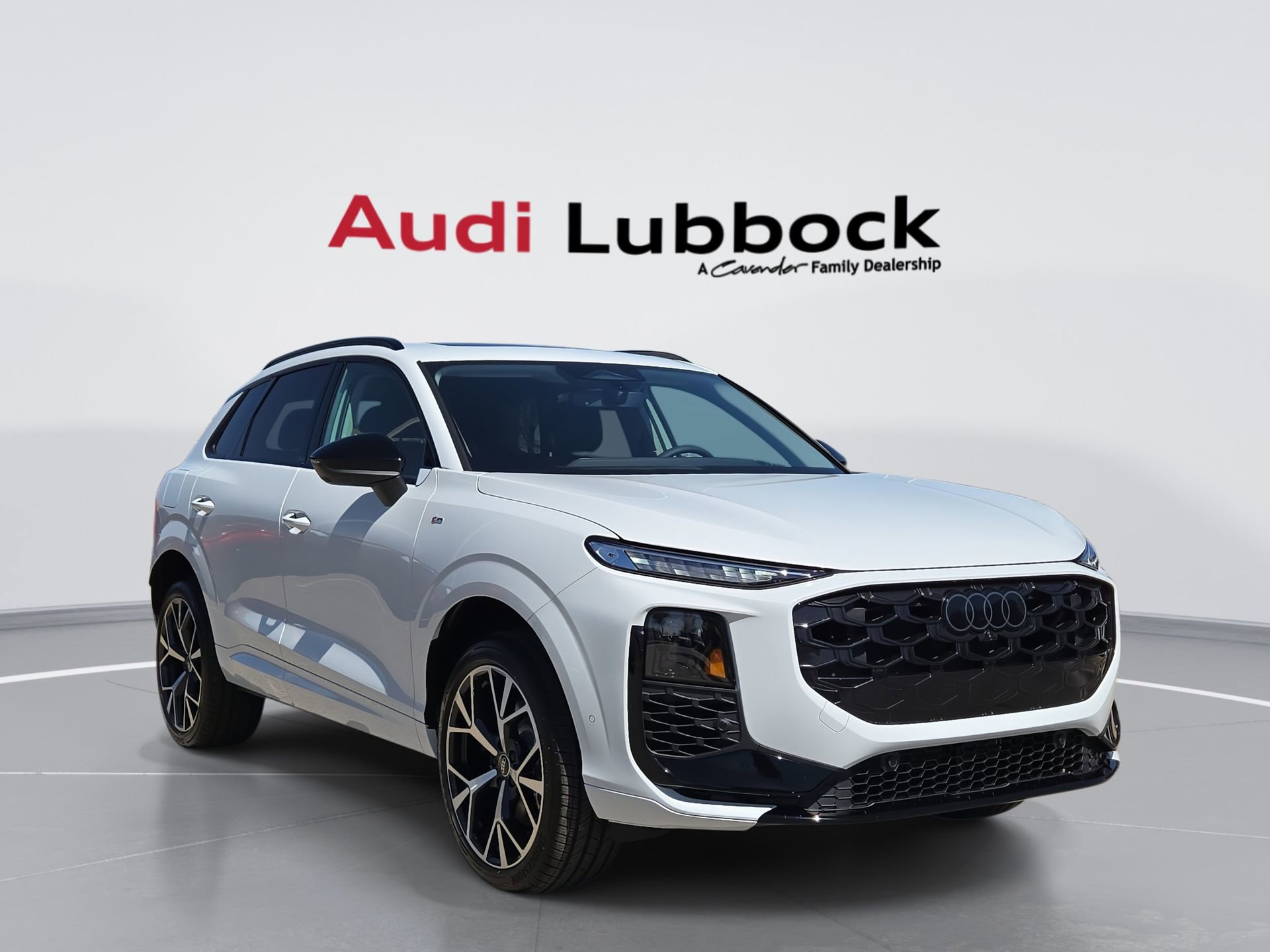 New 2026 Audi Q3 quattro 2.0T image 1