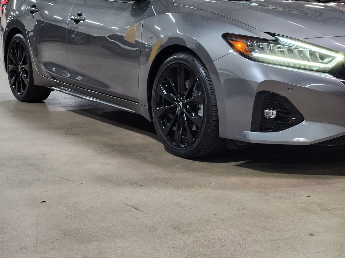 Used 2023 Nissan Maxima SR w/ Sport Mat Group image 16