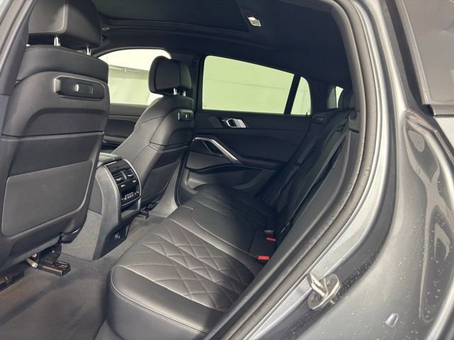Used 2024 BMW X6 M60i w/ Climate Comfort Package AWD/4WD image 21