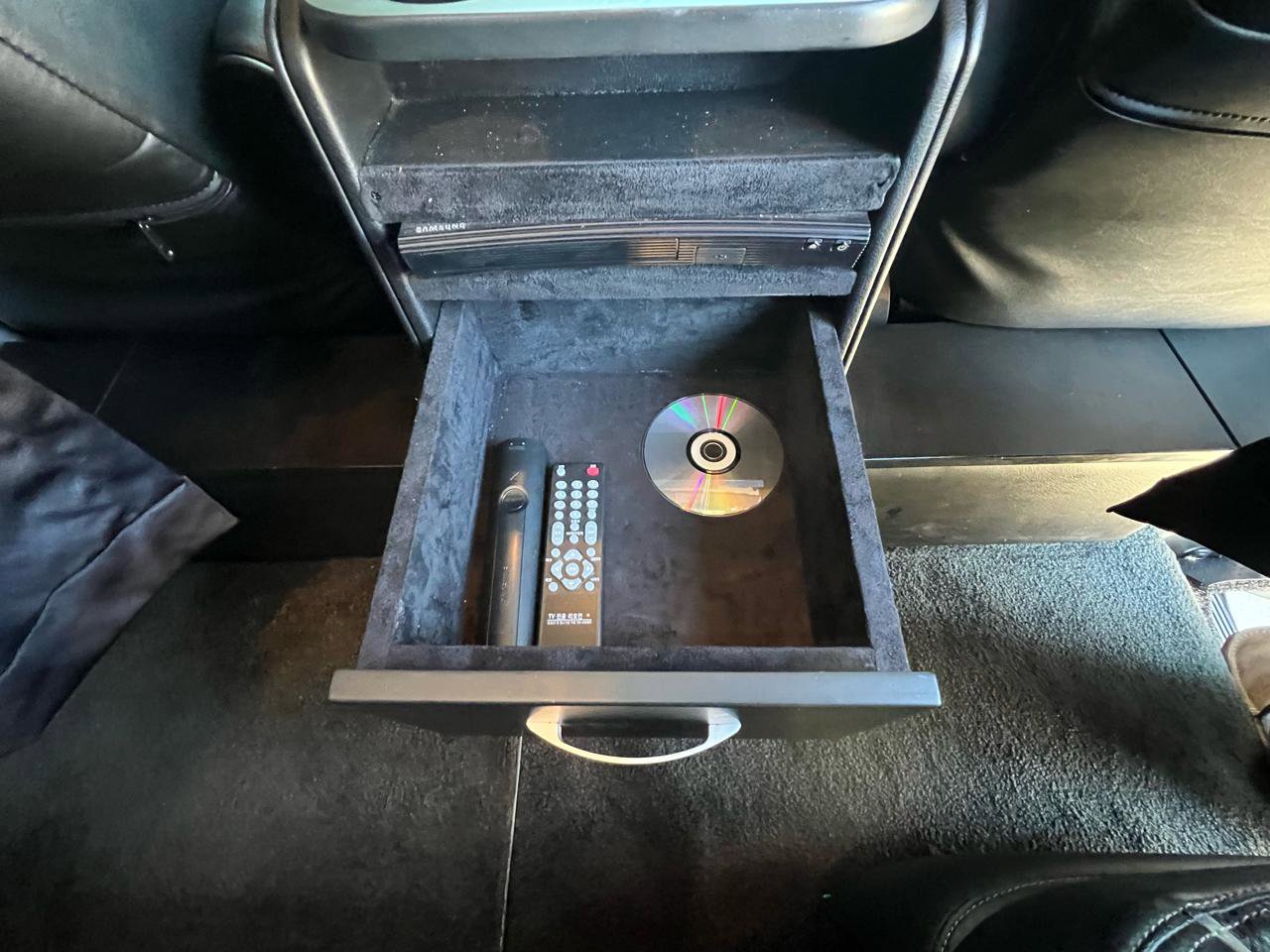 Used 2017 Chevrolet Express 2500 image 45