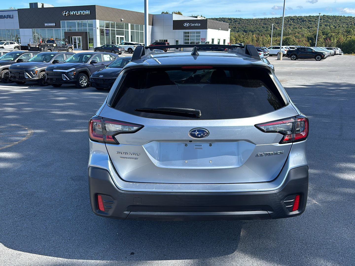 Used 2022 Subaru Outback Premium AWD/4WD image 4