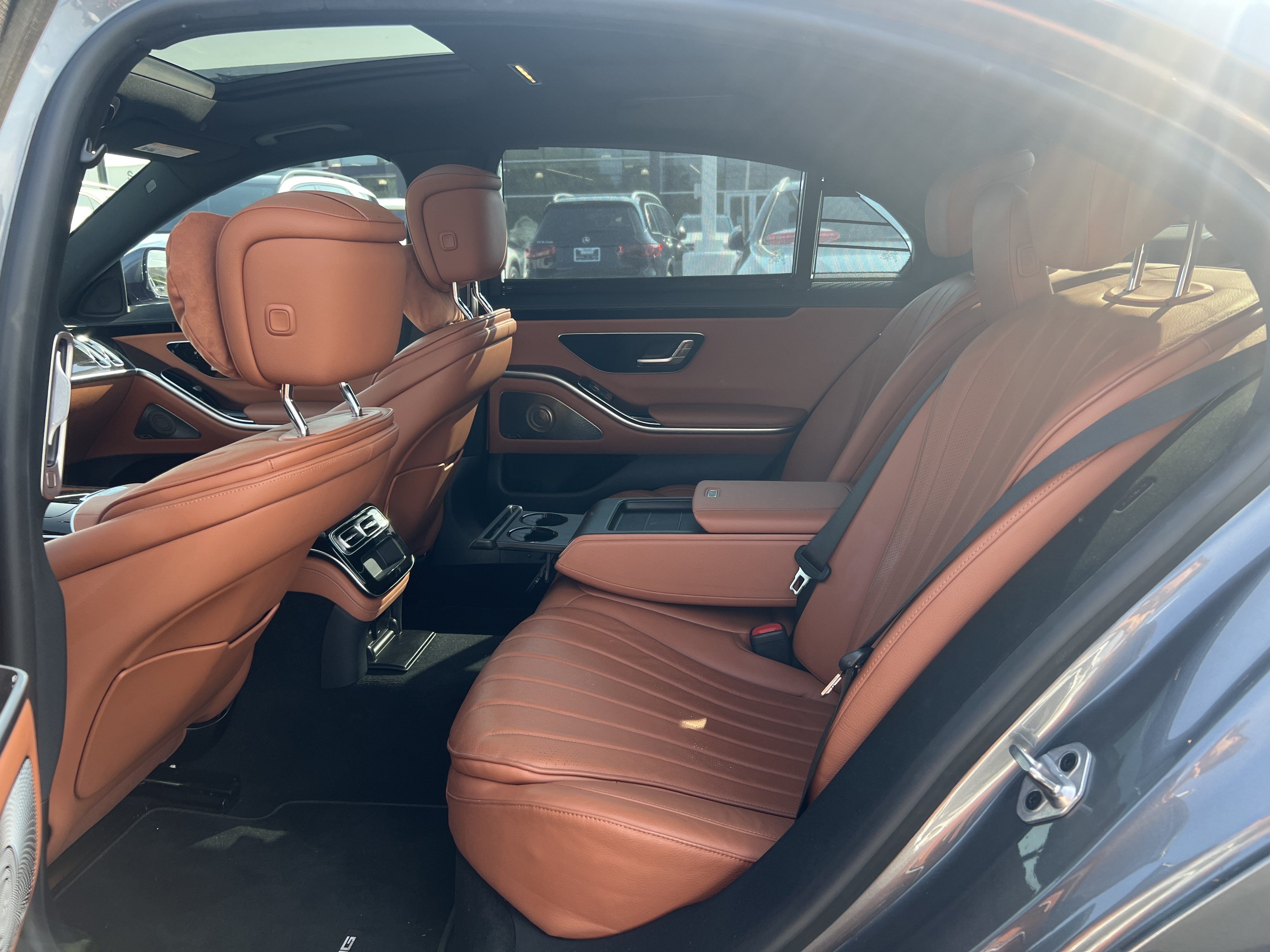 Certified 2022 Mercedes-Benz S 500 4MATIC image 33
