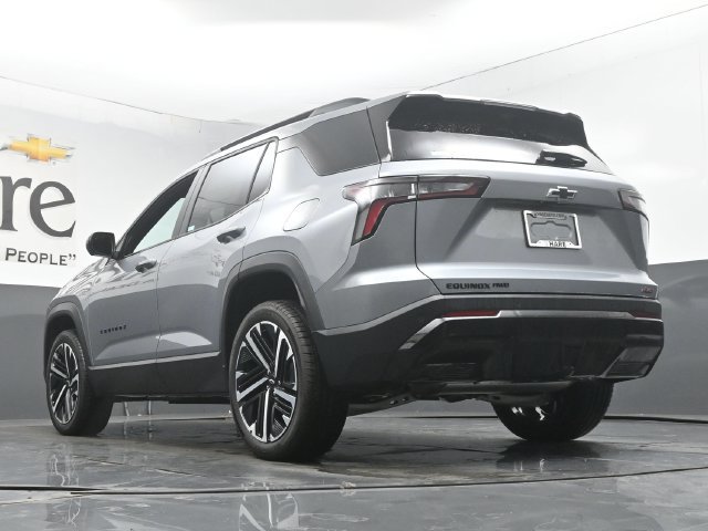 New 2027 Chevrolet Equinox RS w/ Safety and Technology Package AWD/4WD image 5
