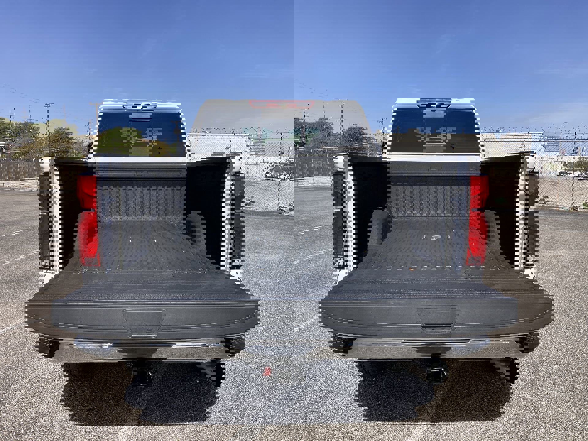 Used 2025 Chevrolet Silverado 2500 LTZ w/ LTZ Convenience Package image 21