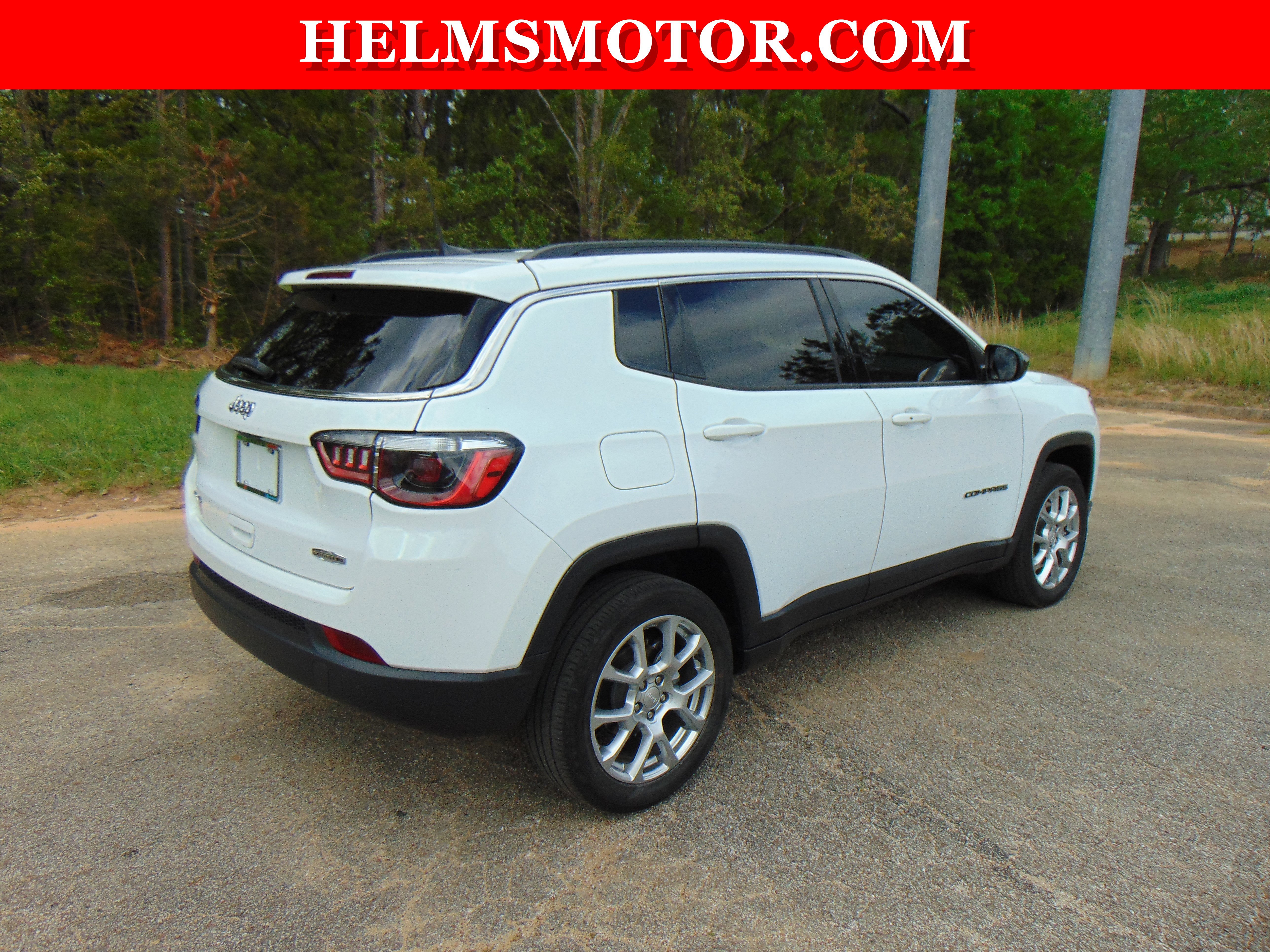 Certified 2023 Jeep Compass Latitude image 13