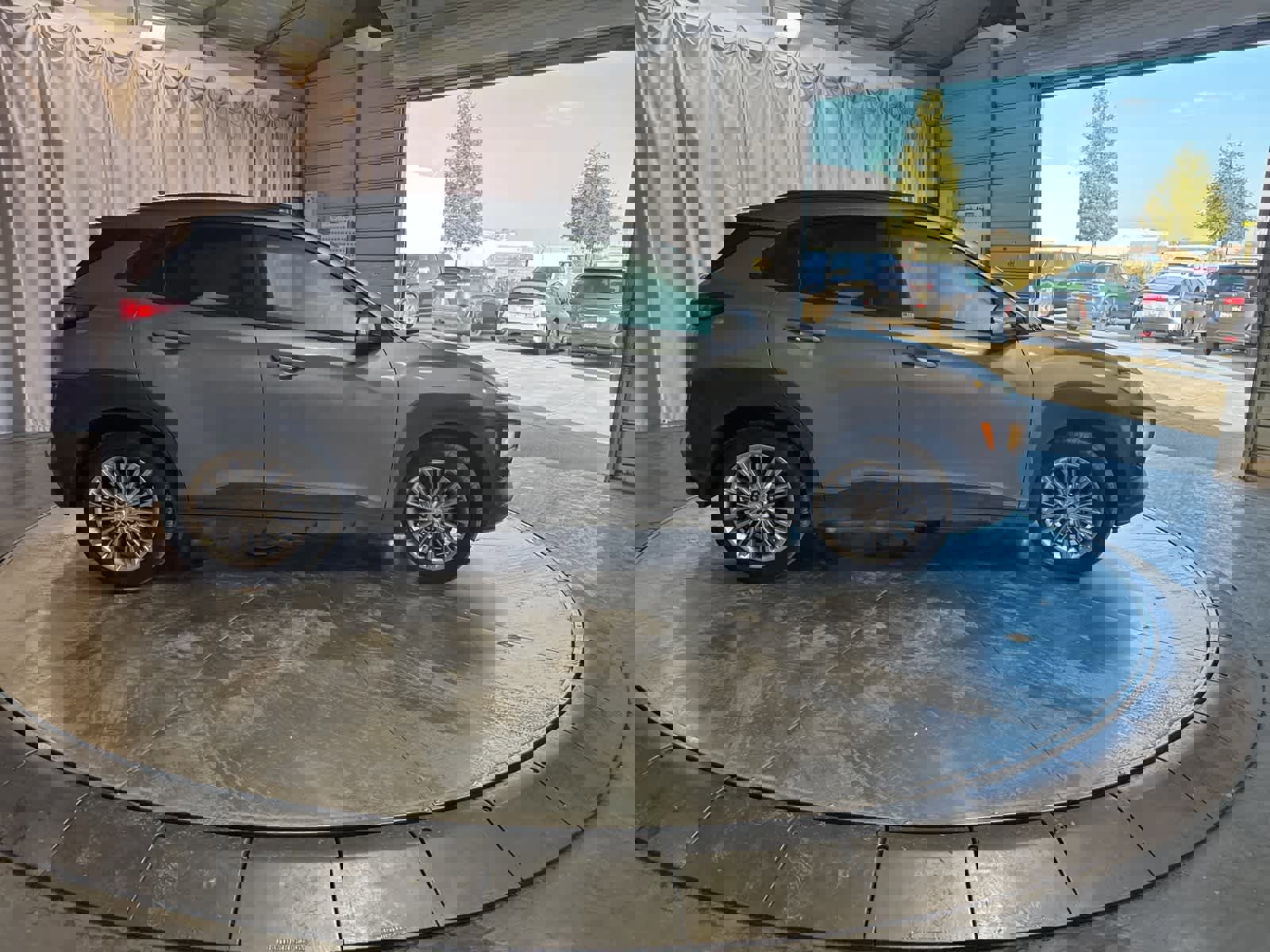 Used 2019 Hyundai Kona SEL w/ SEL Tech Package 02 image 4