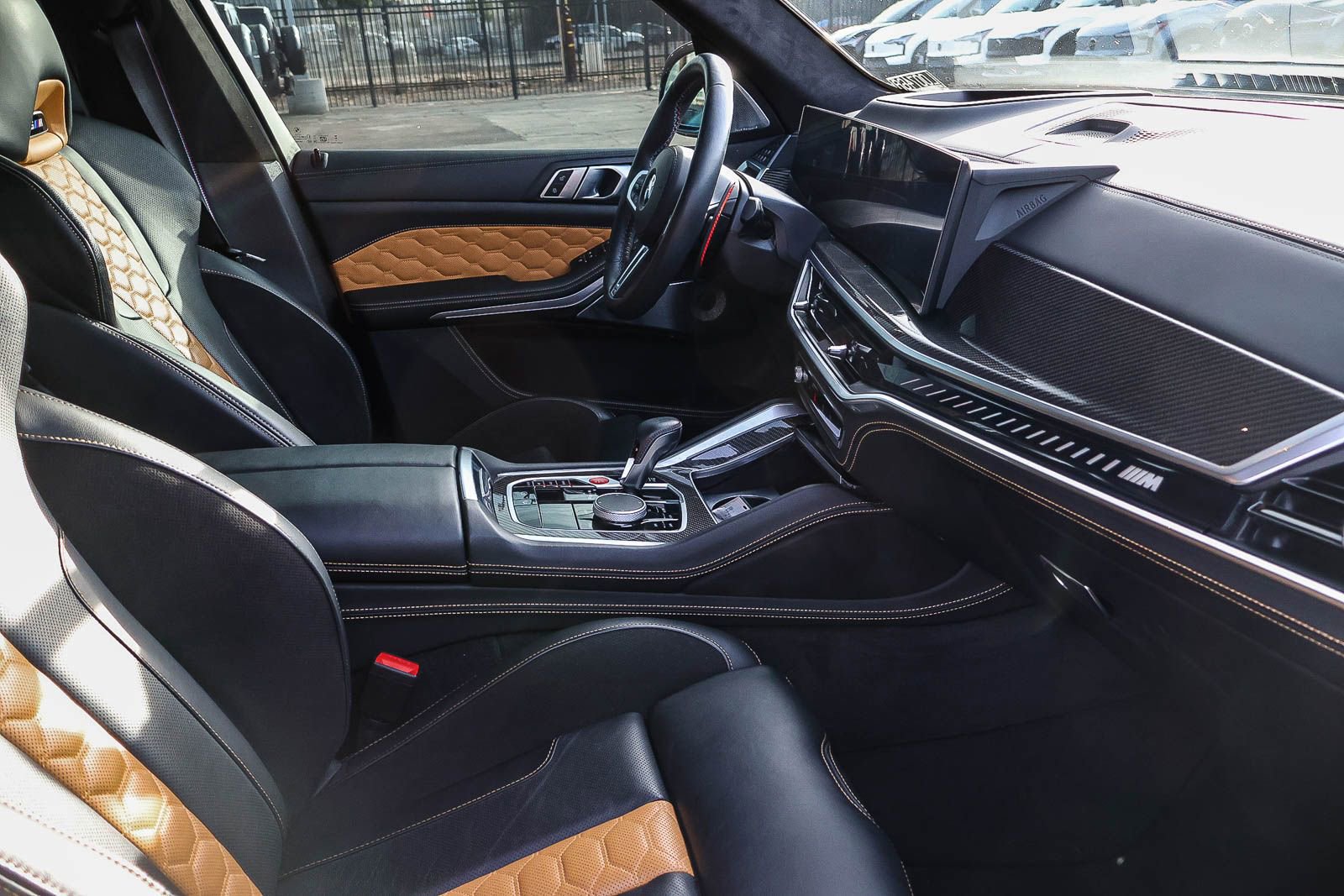 Used 2025 BMW X5 M Competition w/ Executive Package image 18