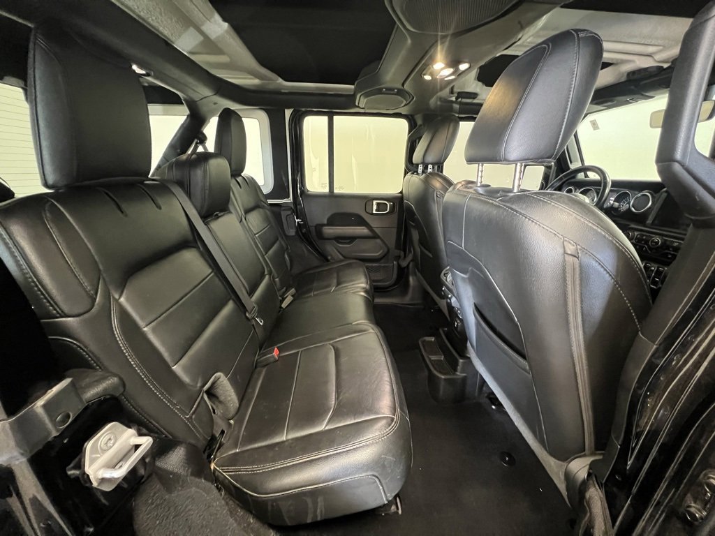 Used 2020 Jeep Wrangler Unlimited Sahara image 8