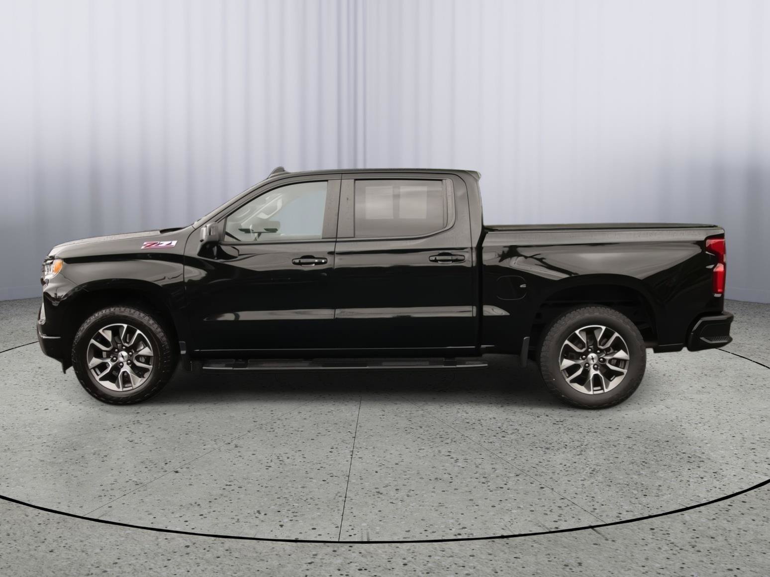 Used 2024 Chevrolet Silverado 1500 RST w/ Convenience Package II AWD/4WD image 19