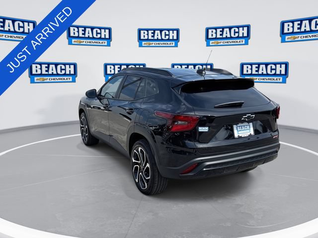 New 2026 Chevrolet Trax RS w/ Sunroof Package FWD image 6