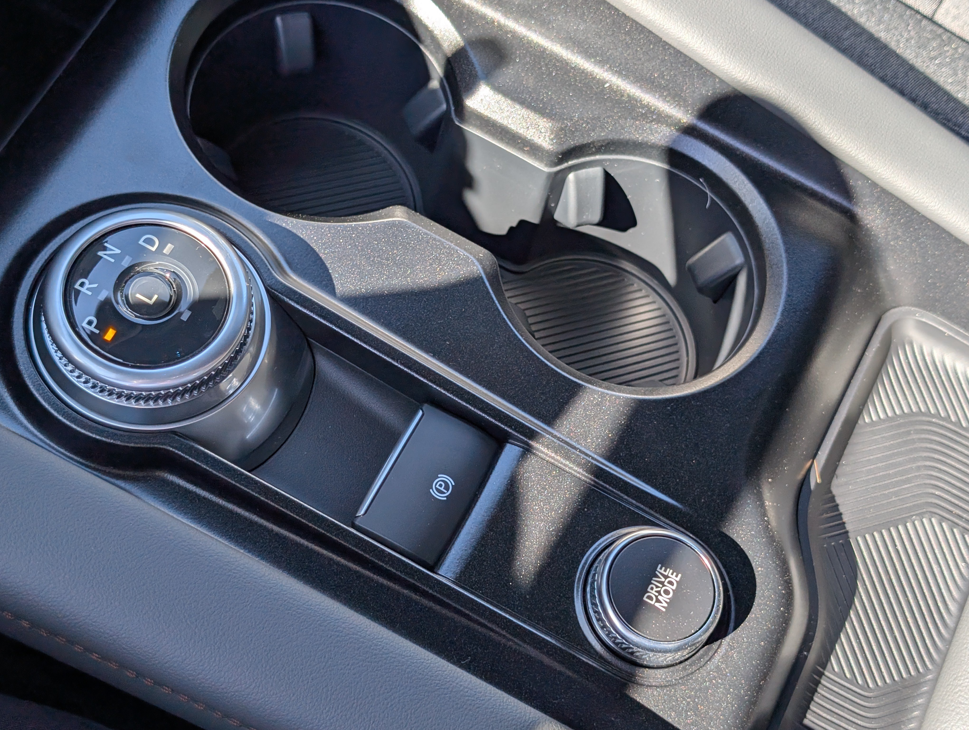 New 2027 Ford Explorer Active AWD/4WD image 22