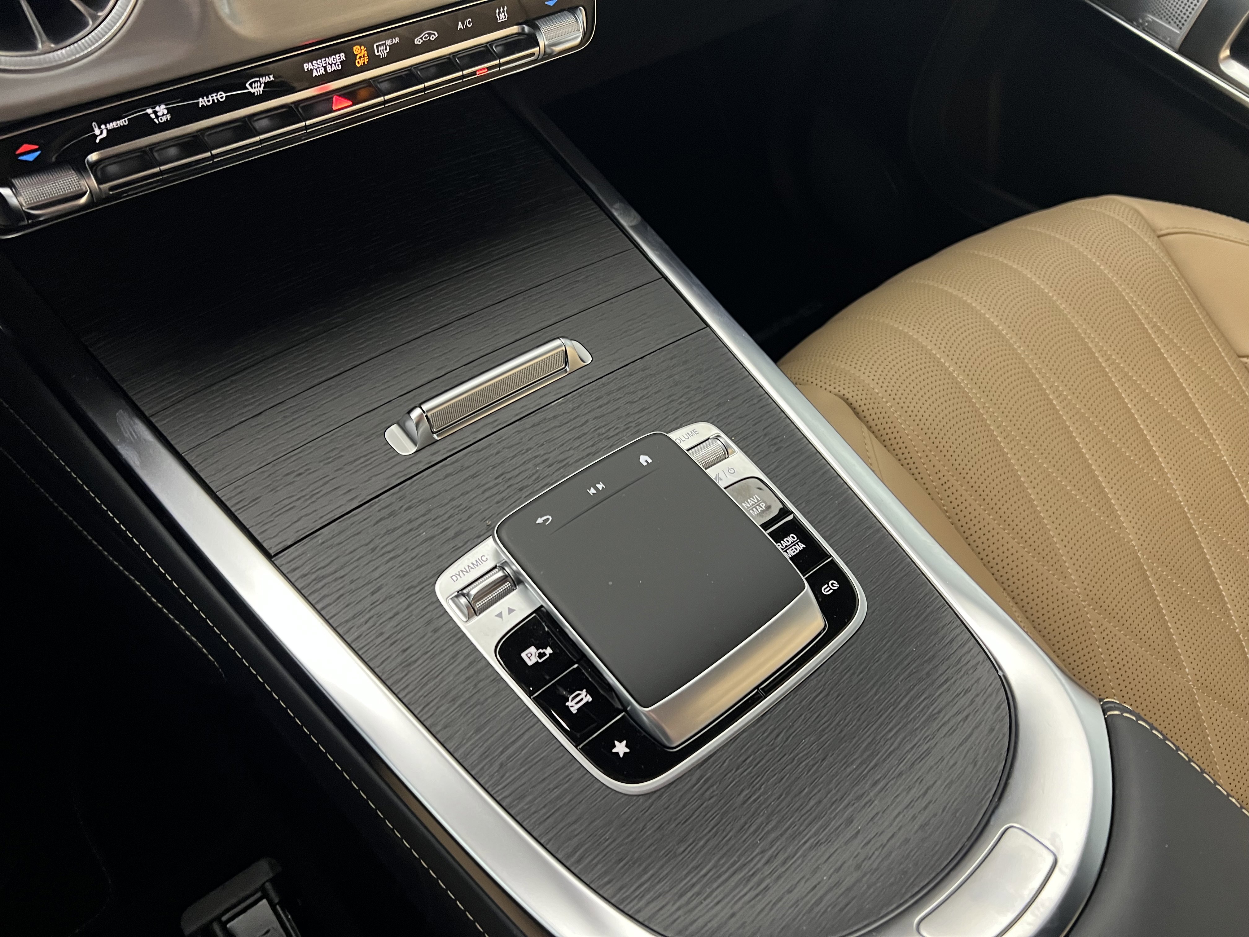 Used 2025 Mercedes-Benz G 580 w/ EQ Technology image 32