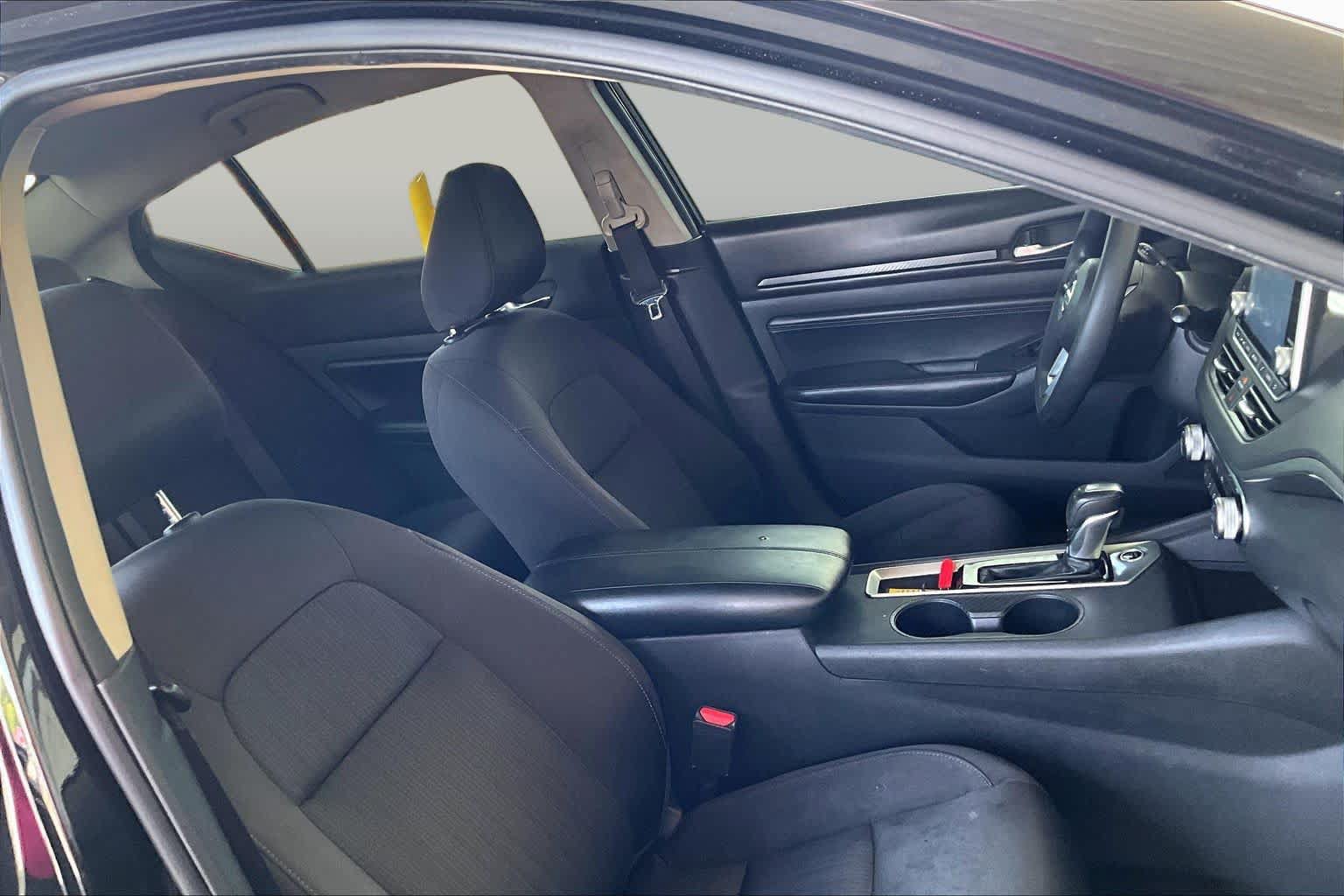 Used 2020 Nissan Altima 2.5 S FWD image 9