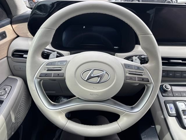 Used 2023 Hyundai Palisade Limited image 17