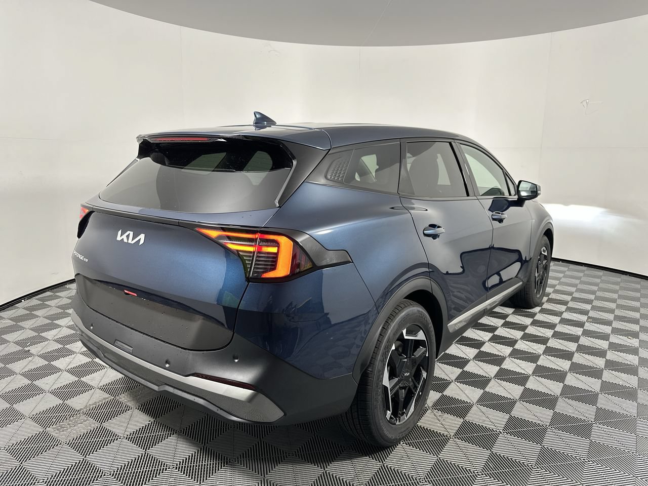 New 2027 Kia Sportage S FWD image 19