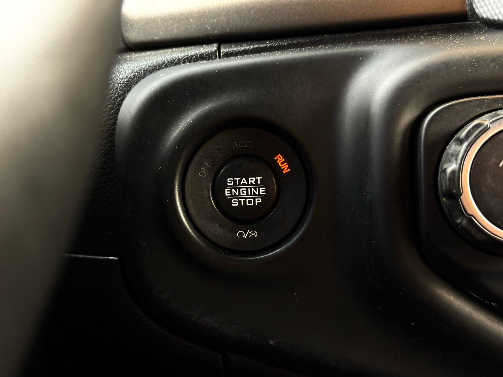 Used 2018 Jeep Wrangler Unlimited Sport S image 43