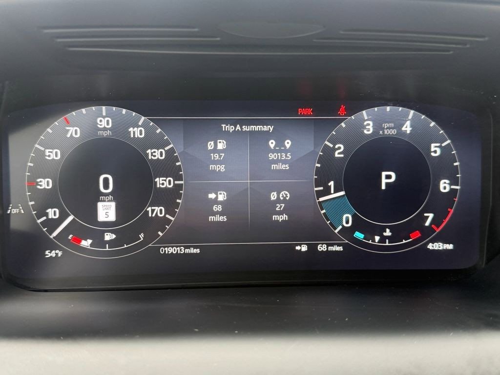 Used 2024 Land Rover Discovery Sport Dynamic SE image 13