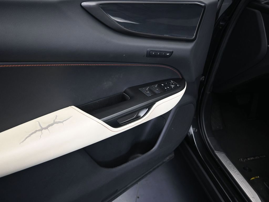 Used 2022 Lexus NX 250 FWD image 11