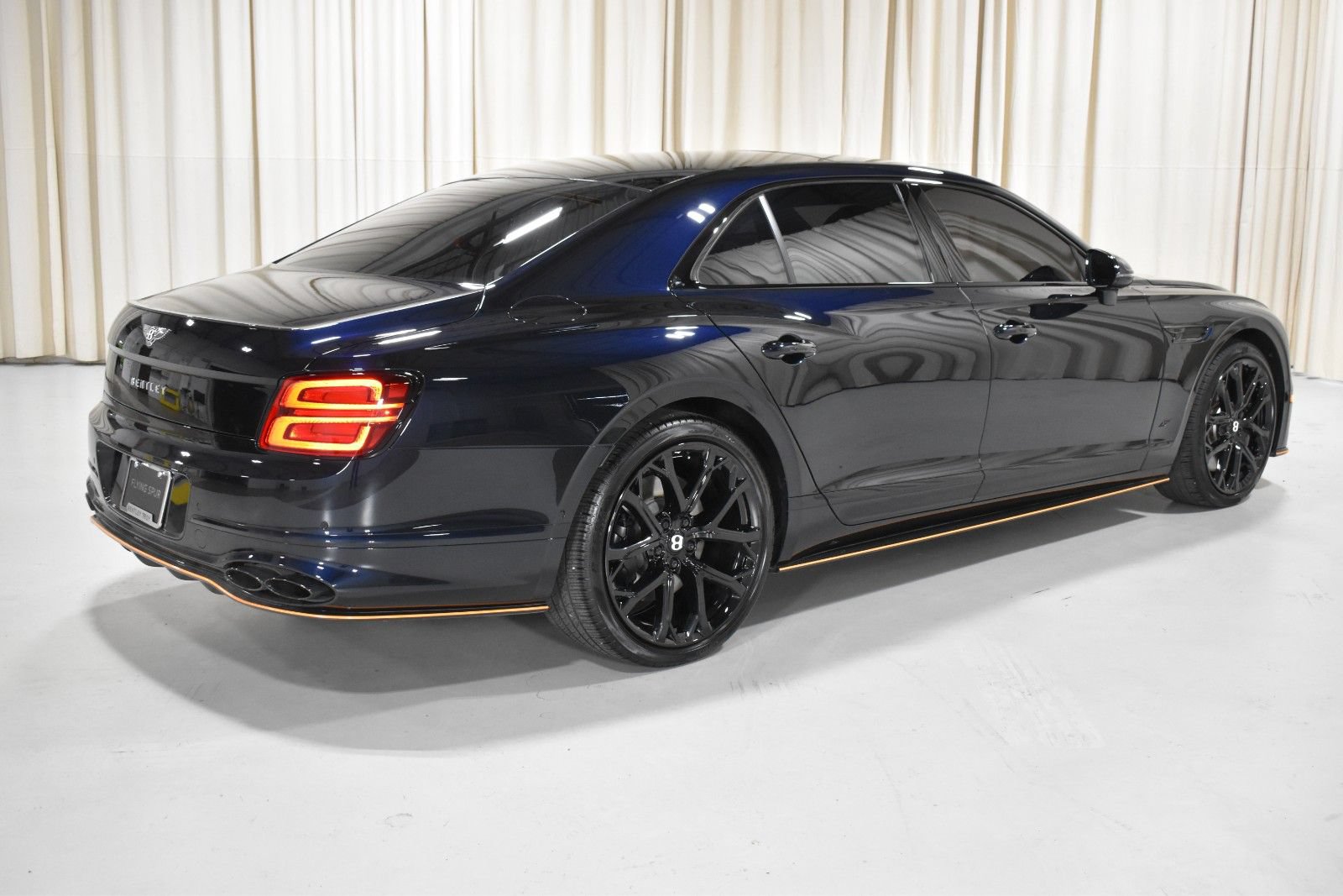 Certified 2024 Bentley Flying Spur S V8 AWD/4WD image 3