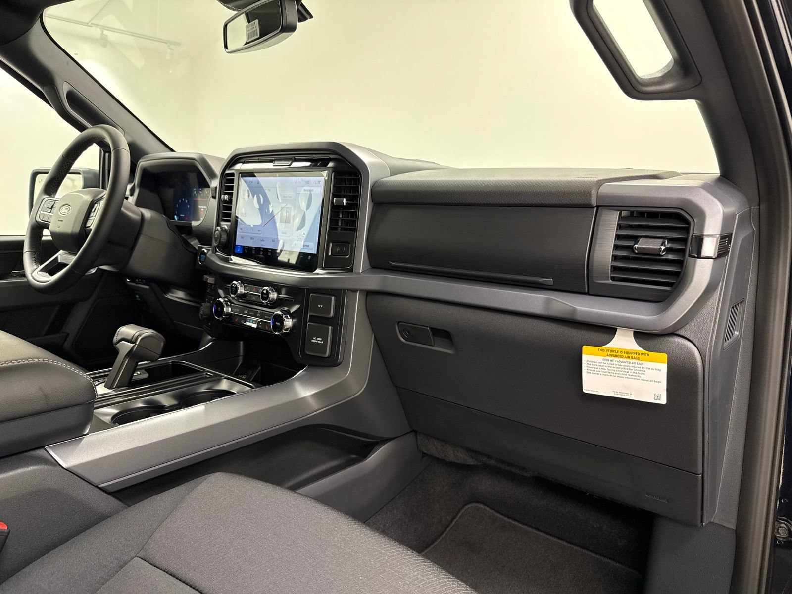 New 2026 Ford F150 XLT w/ Equipment Group 302A MID AWD/4WD image 28