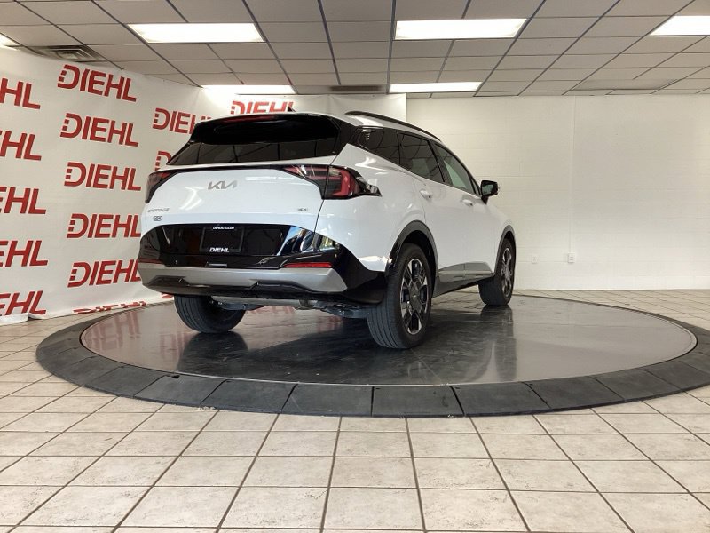 Certified 2026 Kia Sportage SX AWD/4WD image 7