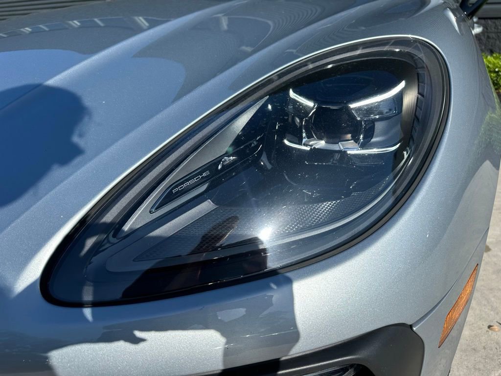 Certified 2023 Porsche Macan GTS image 13