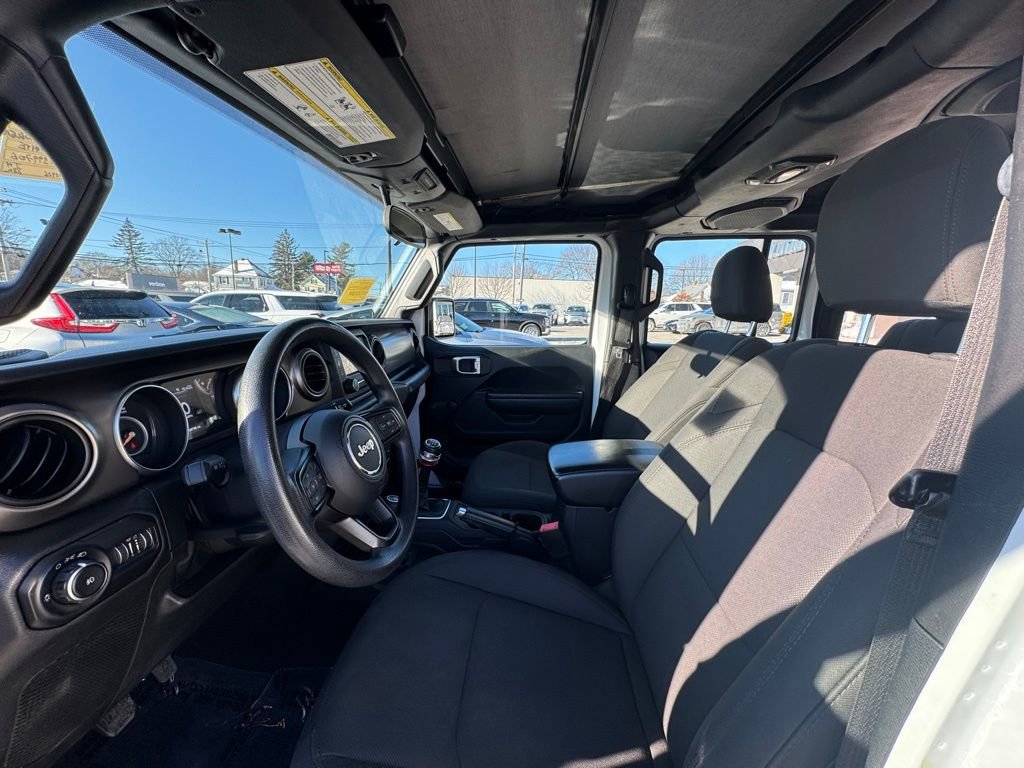 Used 2018 Jeep Wrangler Unlimited Sport image 18