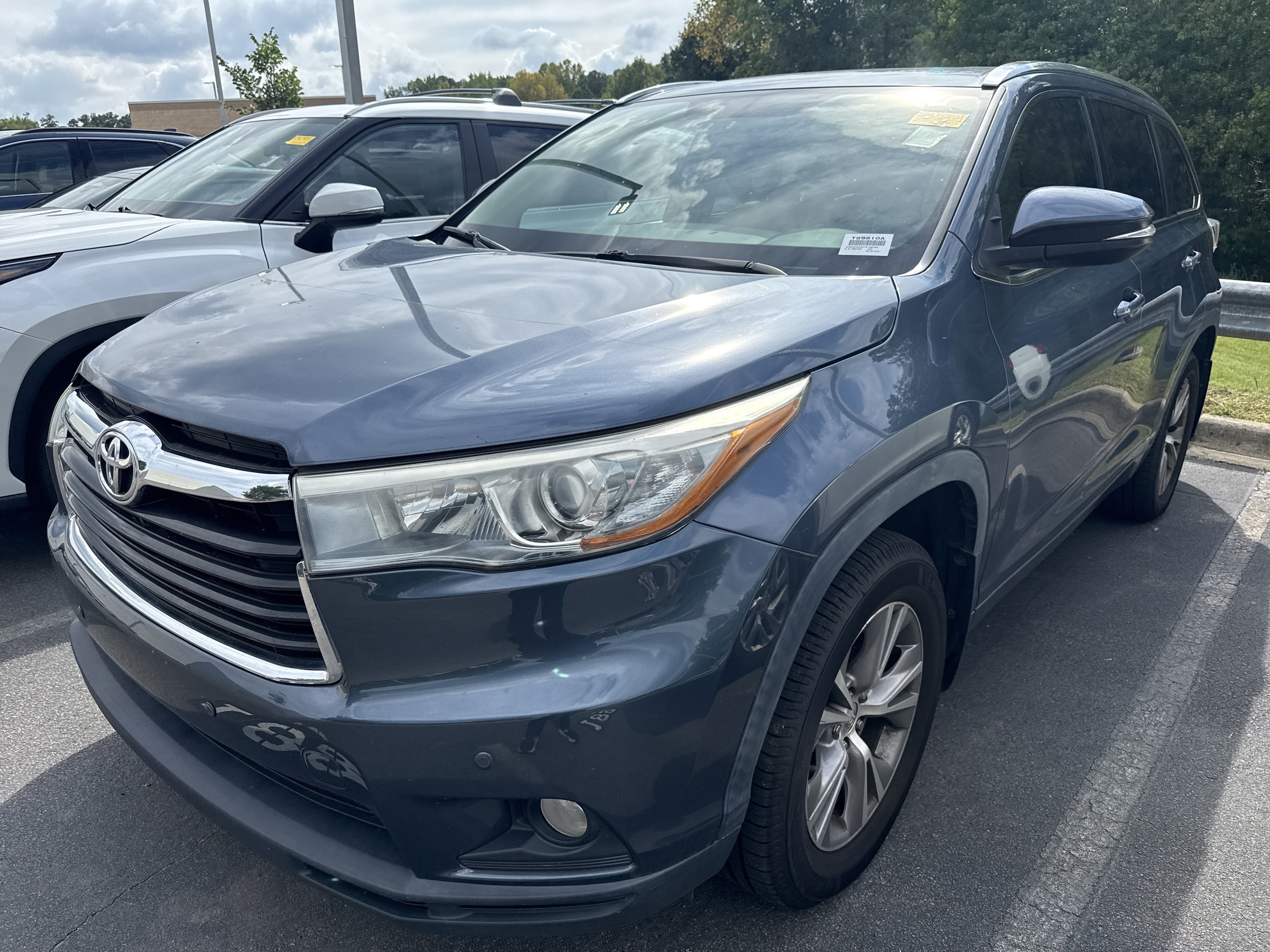 Used 2015 Toyota Highlander XLE AWD/4WD image 42