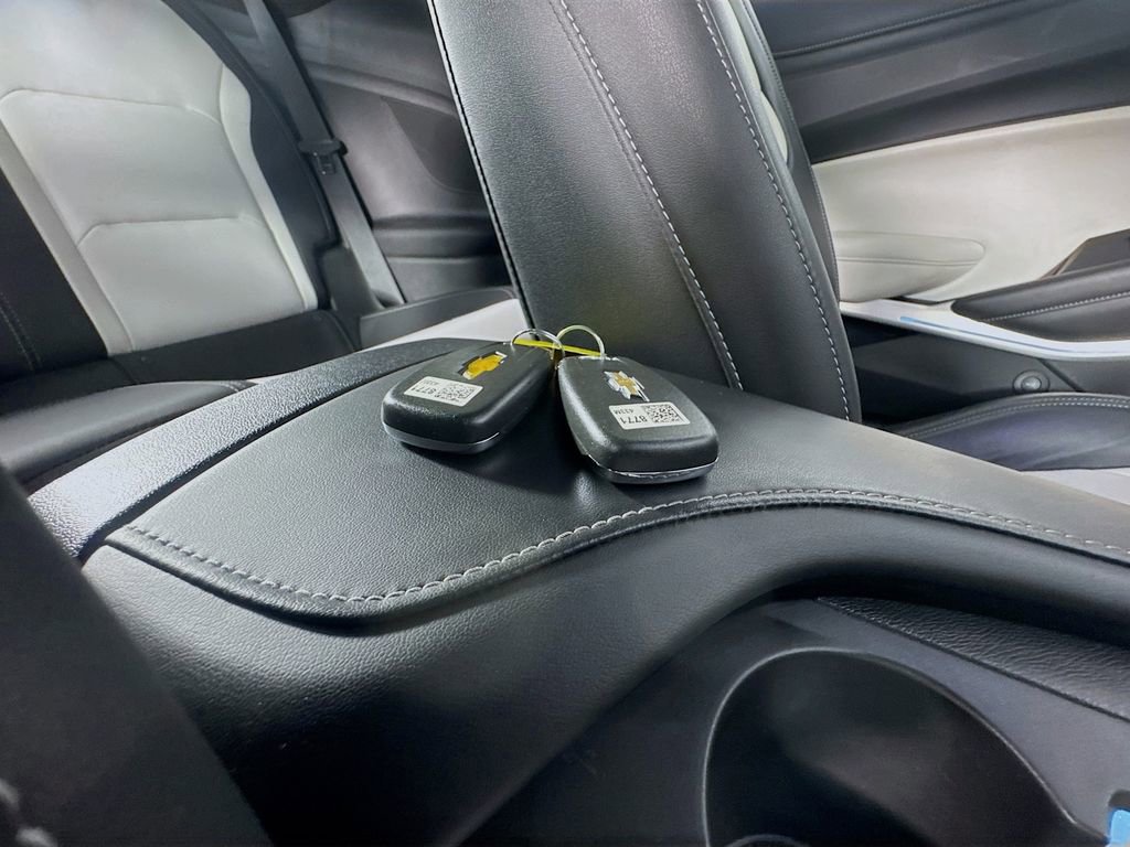 Used 2018 Chevrolet Camaro SS RWD image 40
