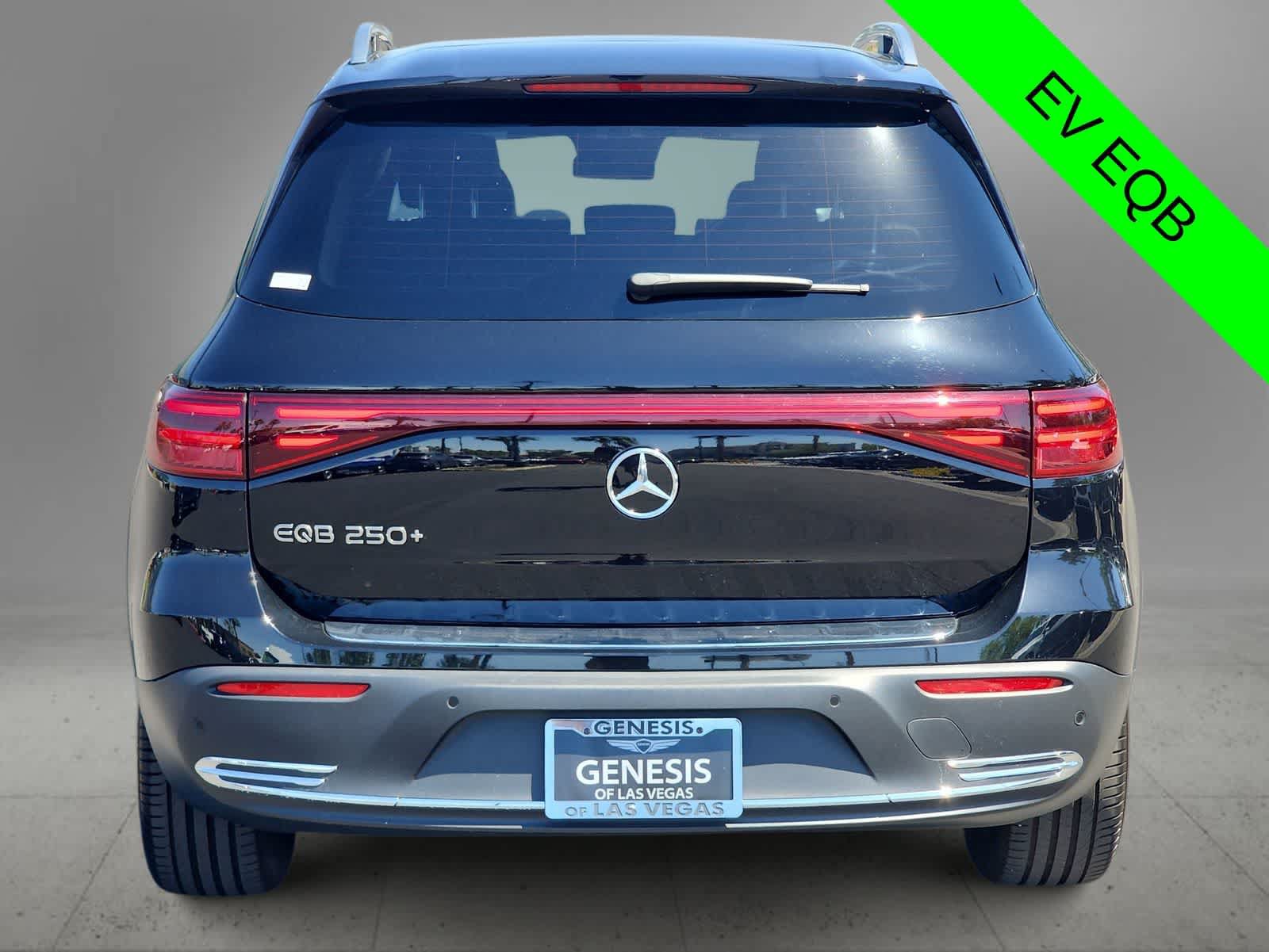 Used 2025 Mercedes-Benz EQB 250+ image 7