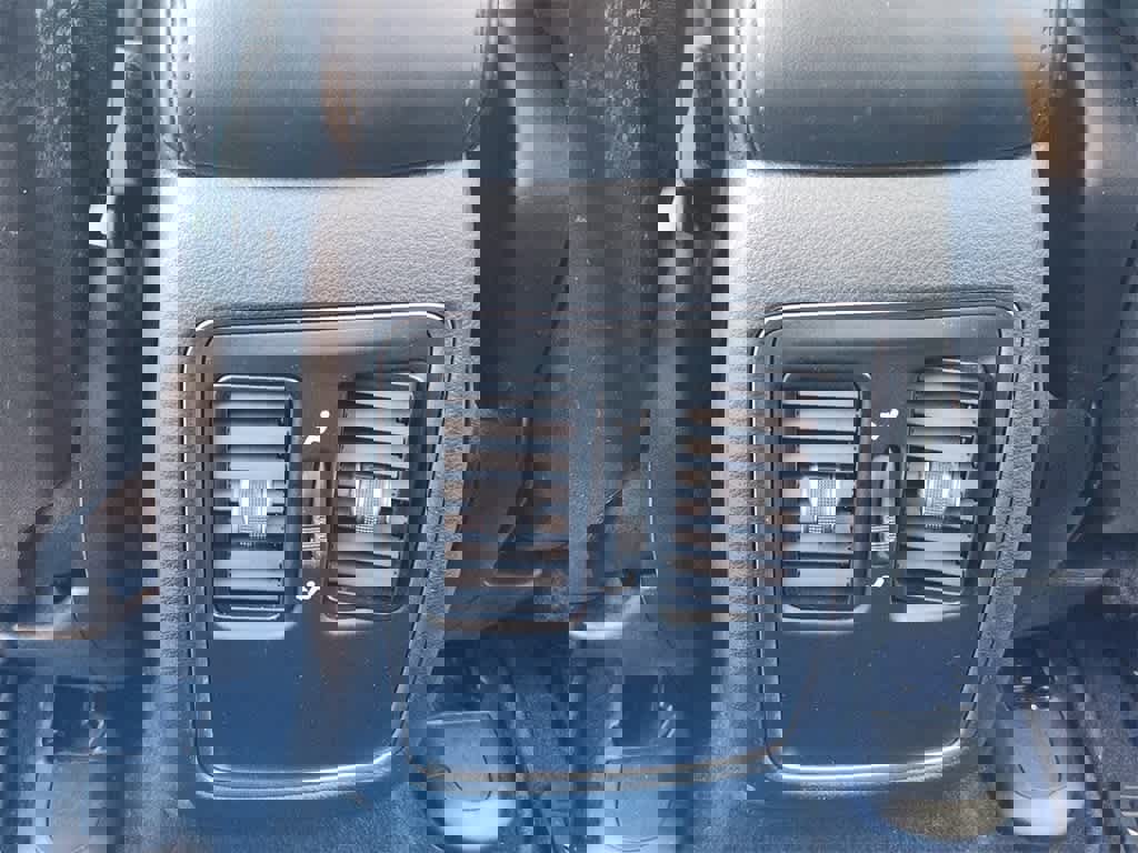 Used 2020 Dodge Durango SXT w/ 3rd Row Seating Group image 36