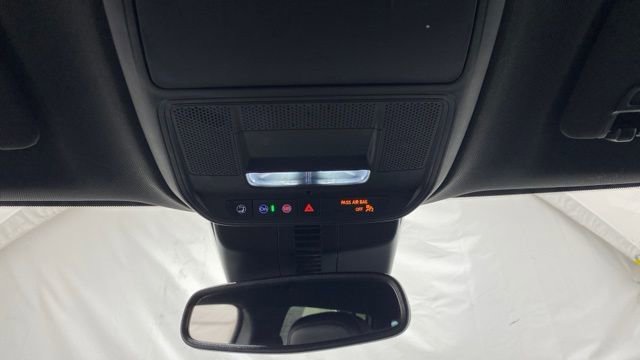 Used 2024 GMC Acadia Elevation image 40